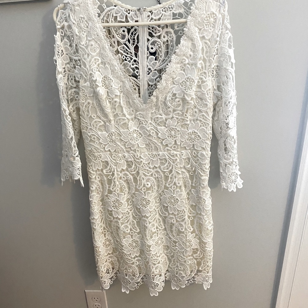 White lace party dress